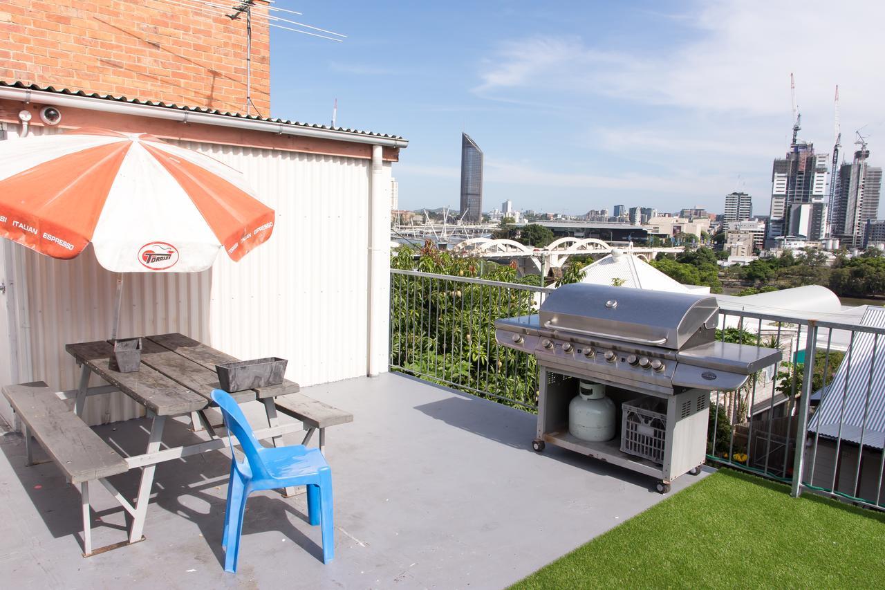 Joe'S Place Backpackers Hostel Brisbane Luaran gambar