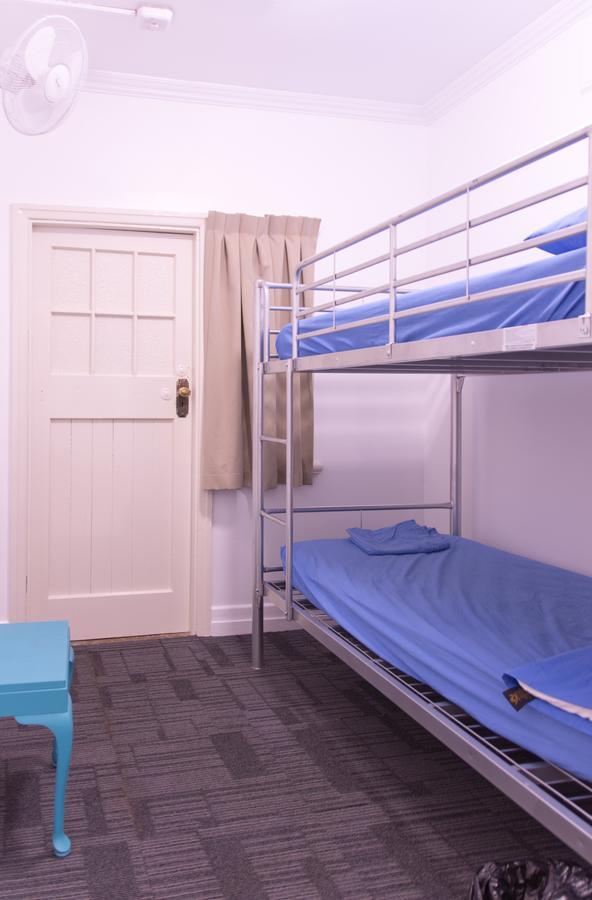 Joe'S Place Backpackers Hostel Brisbane Luaran gambar